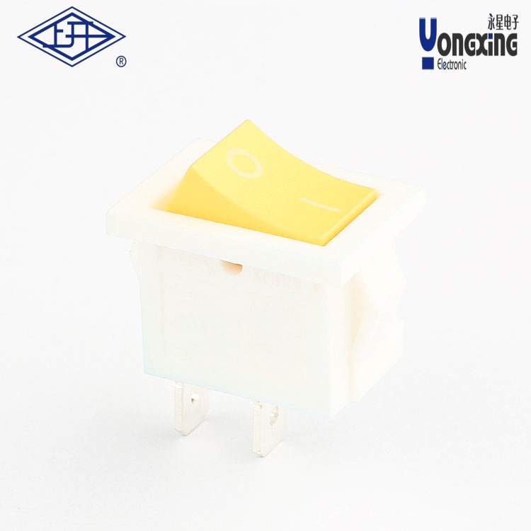 KCD3兩個(gè)腳黃色船型開(kāi)關(guān)